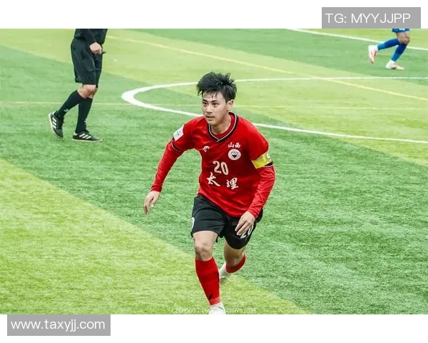 中国大学足球明星的崛起与未来发展之路探讨 中国大学足球明星的崛起与未来发展之路探讨