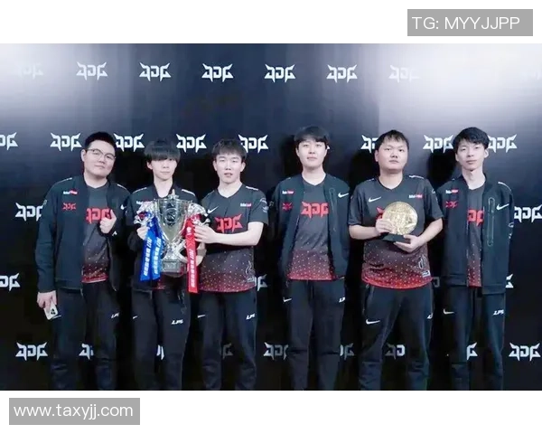 独家深度解析JDG战队实力对比及其在赛季中的表现与潜力 独家深度解析JDG战队实力对比及其在赛季中的表现与潜力